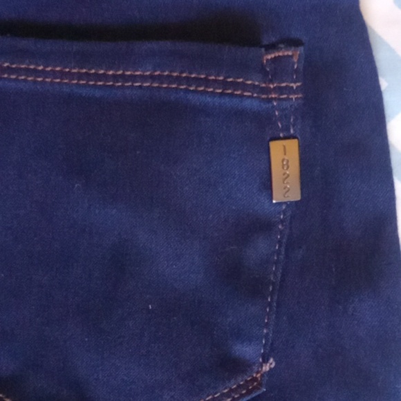 NWT dark wash jeans - Picture 6 of 11